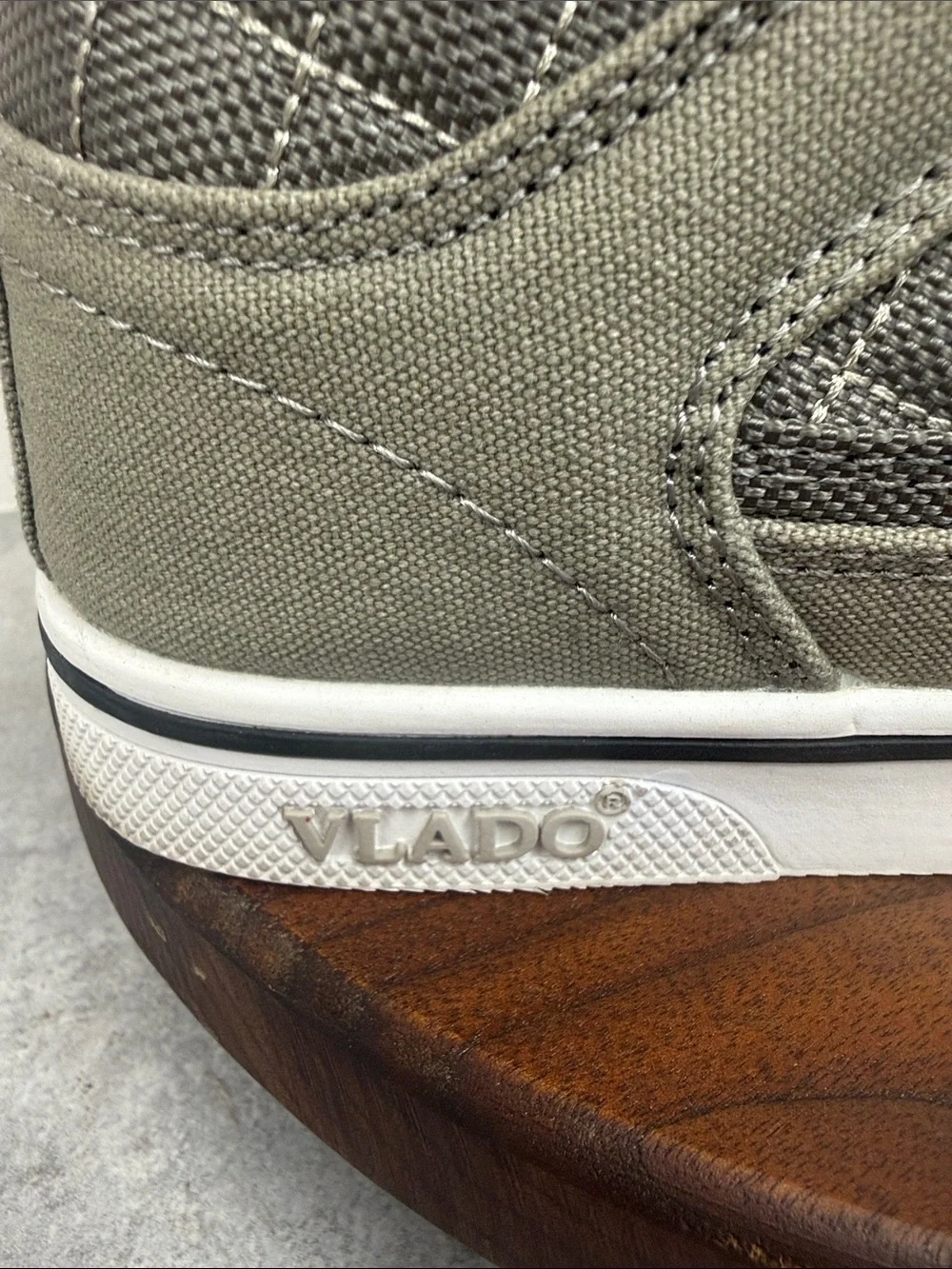 VLADO Atlas II High Top Sneakers Gray‎ Olive Size 7.5 Streetwear